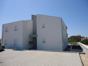Отель Apartments with a parking space Vrsi - Mulo, Zadar - 12083  Врши